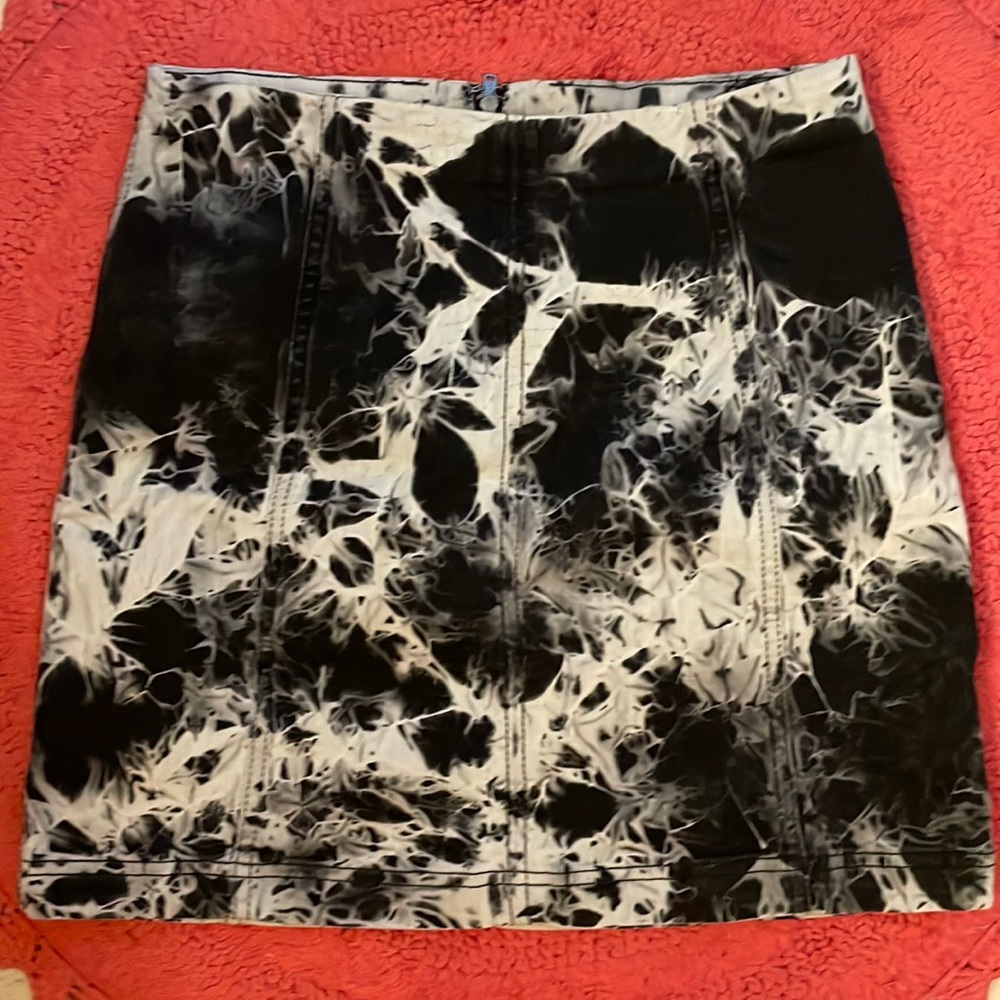 SOLD: Free People stretchy tie-dye jean skirt